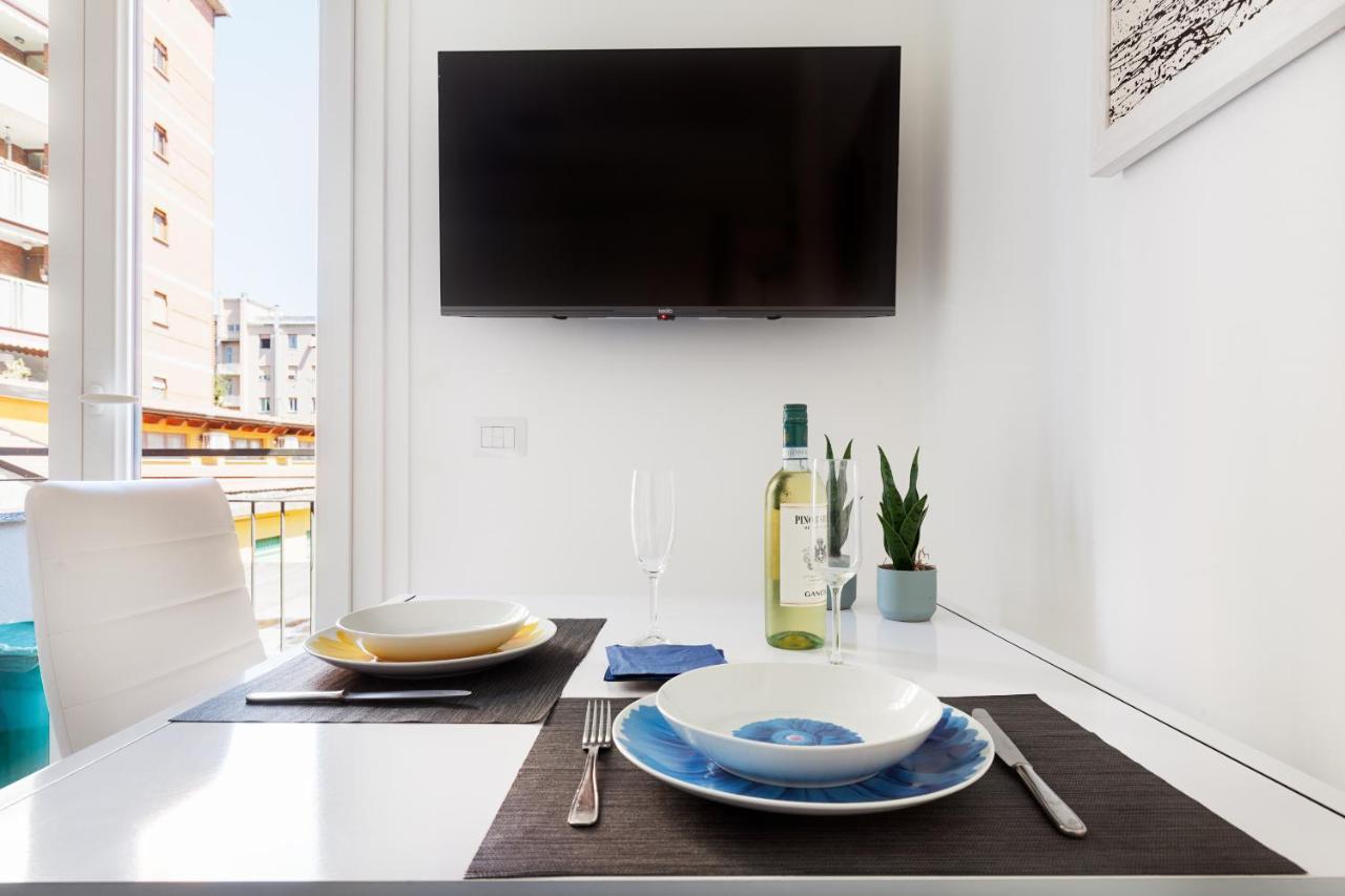 דירות Elegant Flat In Milan, Wi-Fi E Netflix! מראה חיצוני תמונה